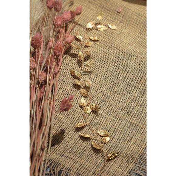 Bridal Hair Accessories – Elegant & Versatile Pieces for Your Wedding Day Look - Picture 1 of 2